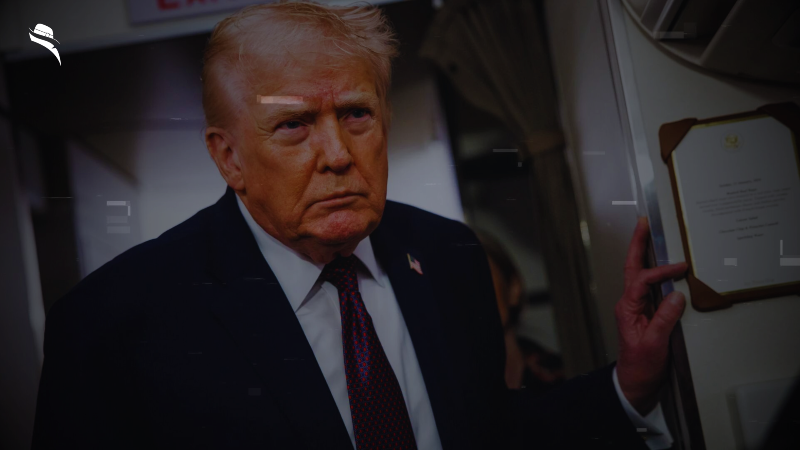 Trump prepares a “decisive military plan” for strikes against Iran.